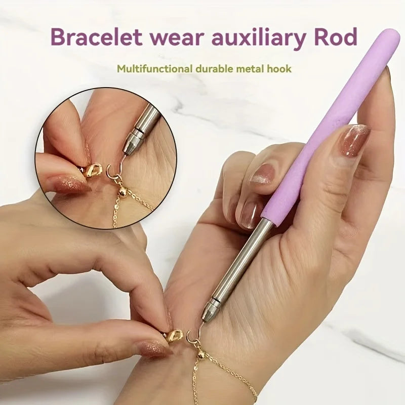 Bracelet Fastening Helper – Jewellery Clasp Tool Aid for Bracelets & Watches