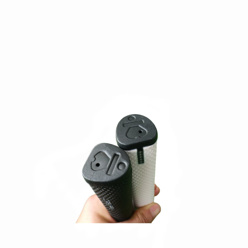Golf Putter Grip – Anti-Slip Replacement Grip, Black & White